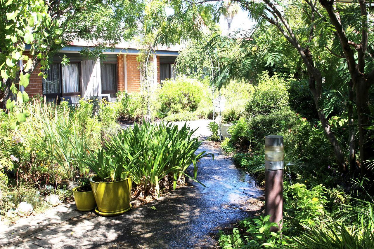 Отель Henry'S Quirindi Экстерьер фото